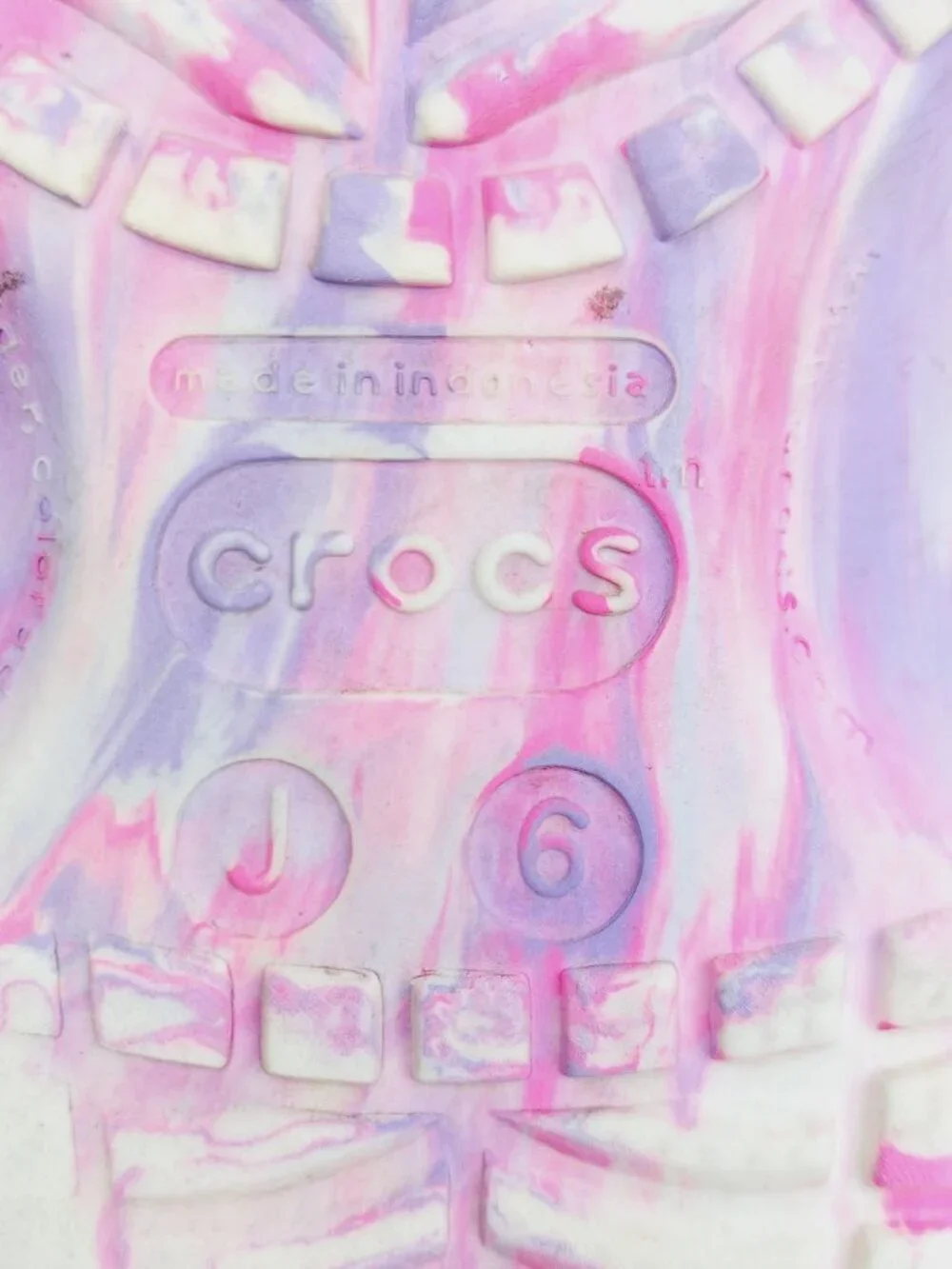 Crocs Girl's Purple Pink Classic Marble Adjustable Slip-On Casual Clogs Size 6